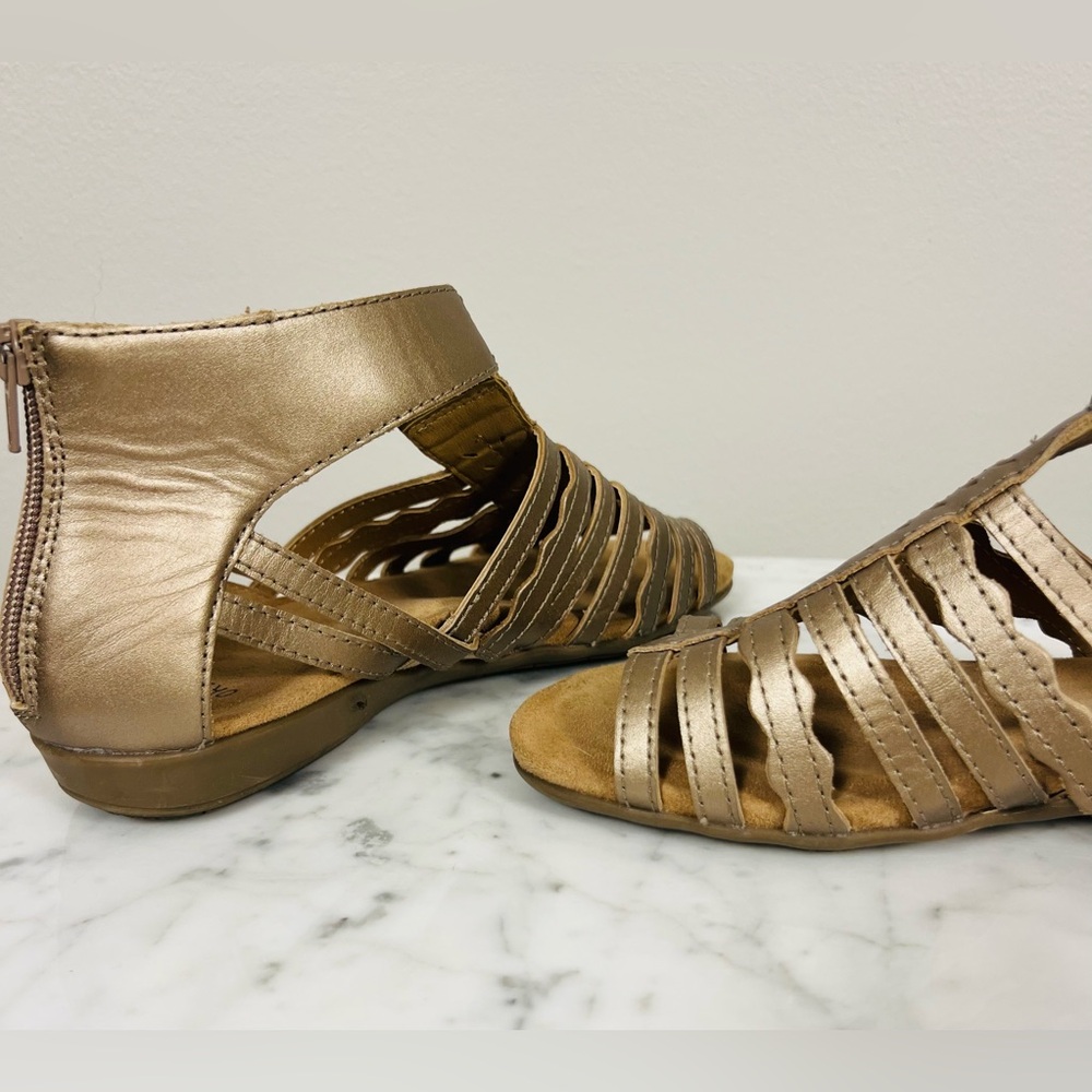 Earth Origins Bevvy Gladiator Sandals – 8M Gold - Picture 7 of 16